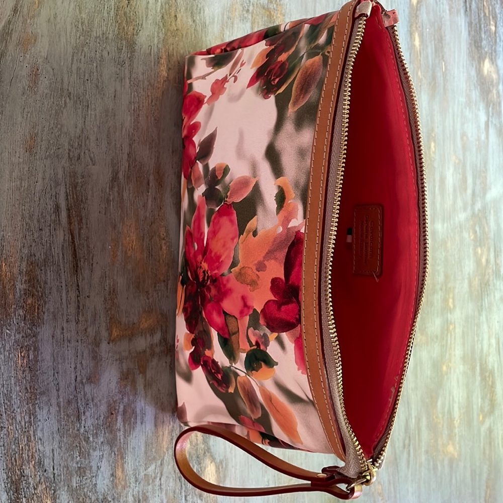Cavalcanti floral clutch wristlet
